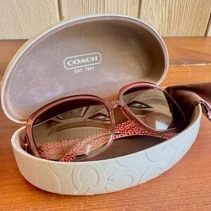 Coach Scarlet HC 8027 Blush Pink Gradient Sunglasses L902 EUC w/ Case & Cloth